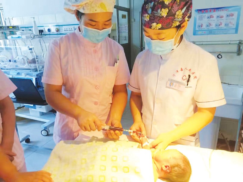 阿克陶县妇婴监护型护送